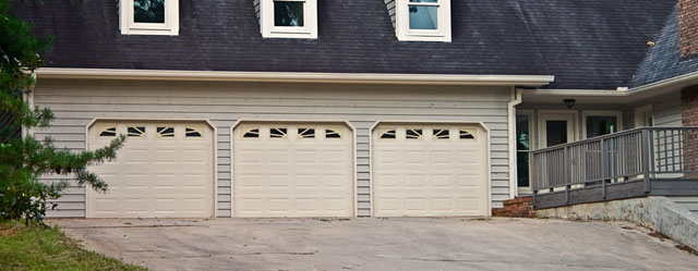 #garagedoorsissaquah Garage doors in Issaquah